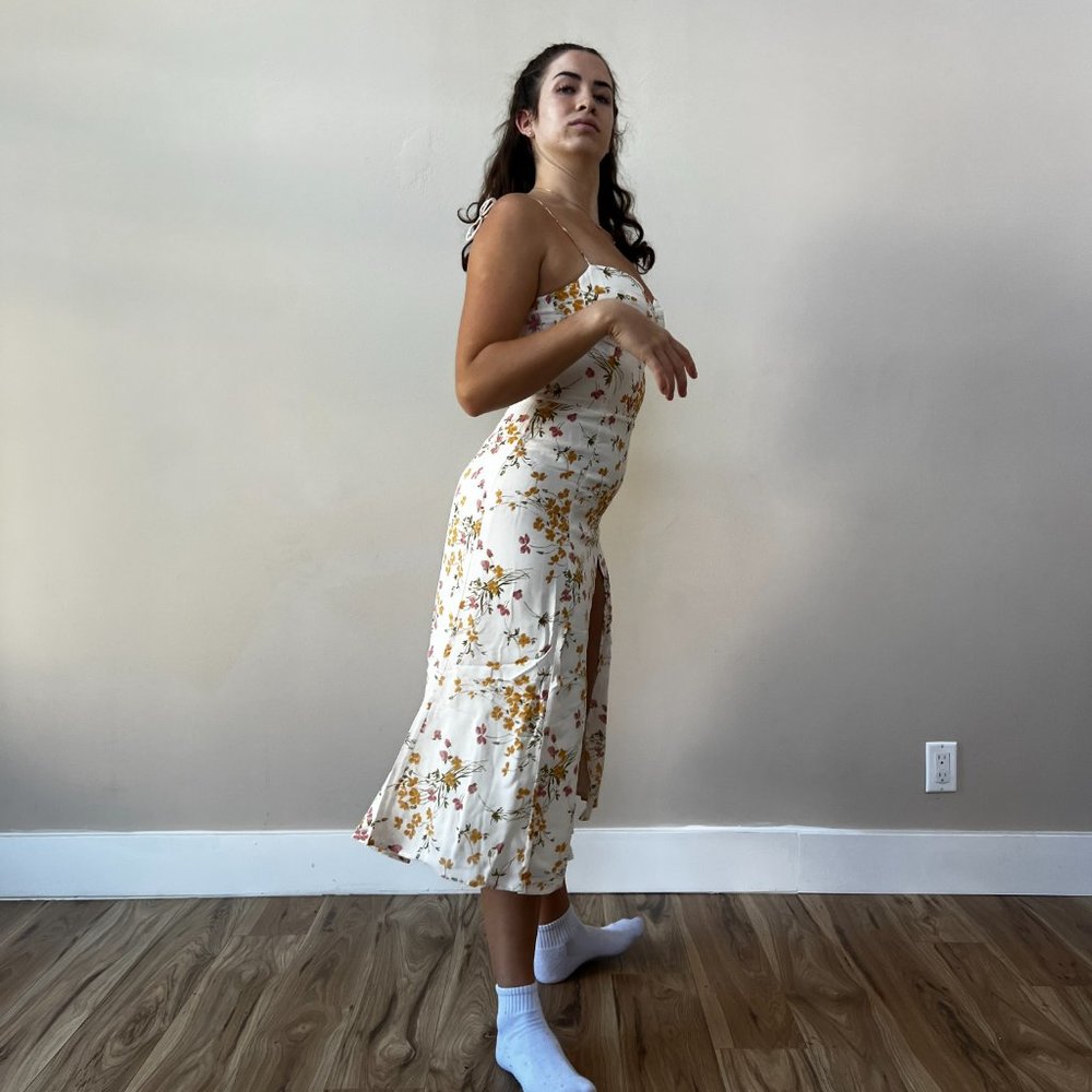 Reformation Juliette Dress | Aries 🎉SALE🎀 NEW - Picture 9 of 9